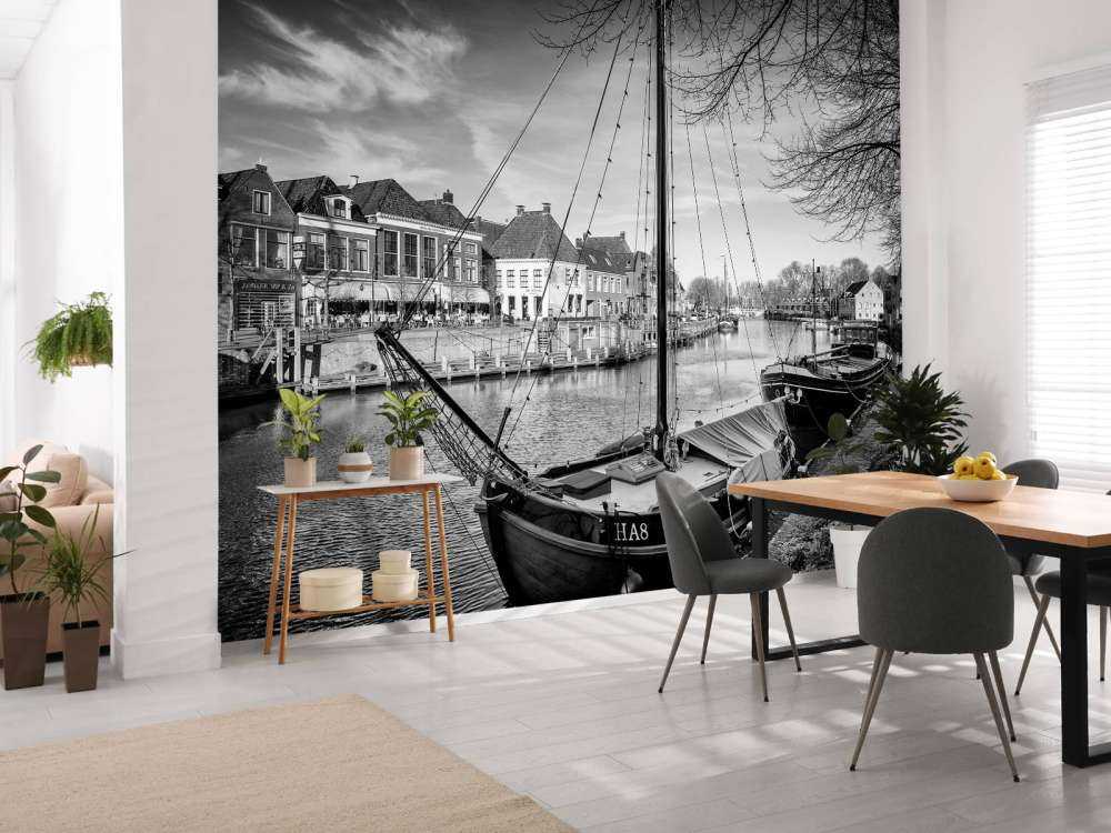 Zabytkowe statki towarowe zacumowane w Dokkum Friesland 